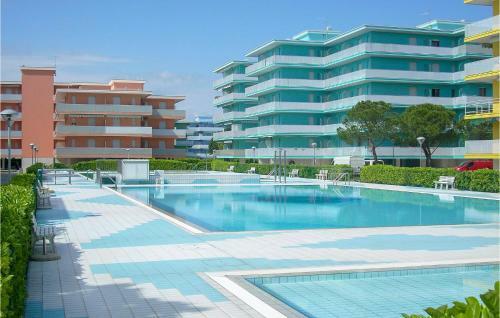 Awesome Apartment In Bibione With 2 Bedrooms