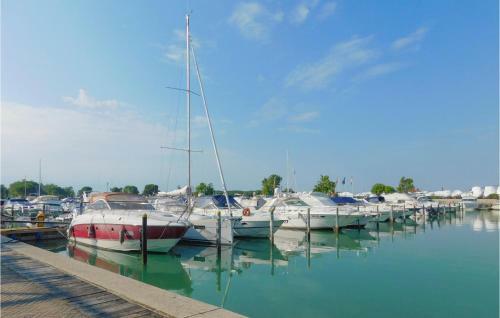 Awesome Apartment In Bibione With 2 Bedrooms