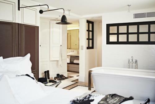 Hotel Cort