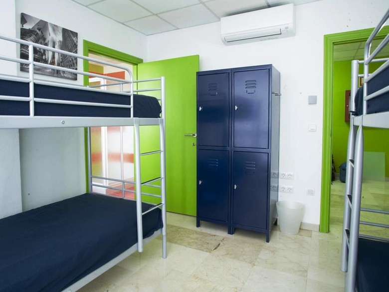 Hostal Youth Hostel 4you