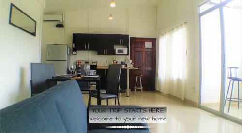 Santa Ana Modern Apartments With Ac, Great View & Location