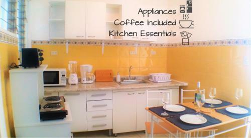Escazu Vintage Apartments With Great Location & View