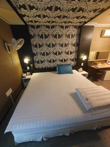 Hotel ?? S Motel