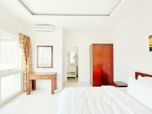 Luxury Lombok Villa Near Epicentrum Mall