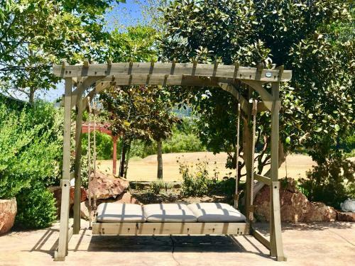 Staycation Secluded 3 Acre With Pool - Angel Ranch