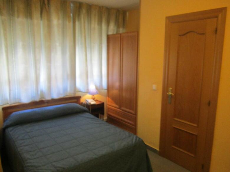 Hostal Al-qazeres