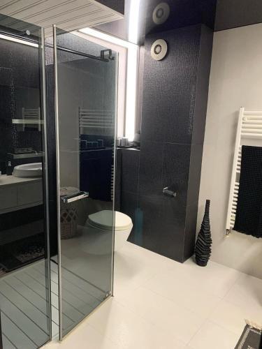 Apartamento Black And White