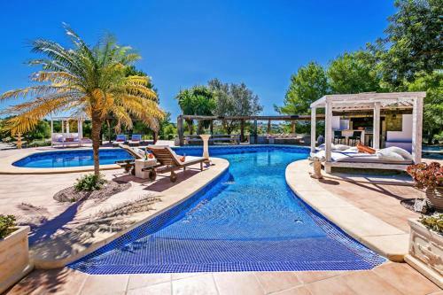 Villa Oodles Retreat