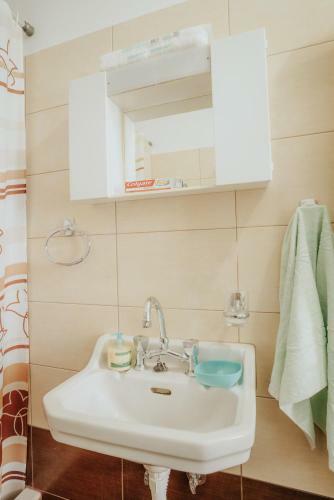 Cozy House In Kalavrita 3 Rooms For 4 Pers