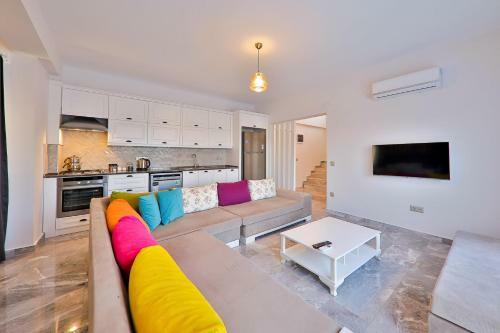 Charming Villa With Private Pool Near Lycian Way In Kas
