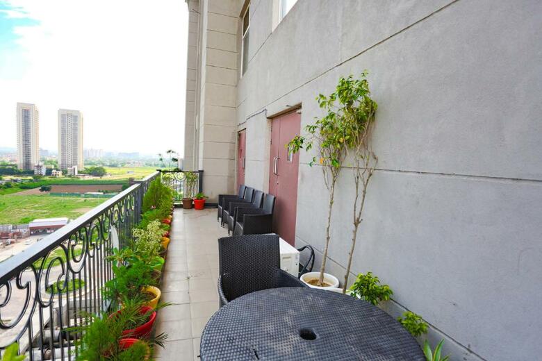 Treebo Trend Hotel Avr