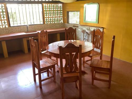 Hostal Sipalay Jewel Guest House