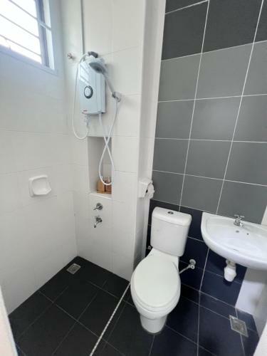 Pinss Space 30 Guest House