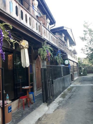 Baan Chiang Mai Hostel