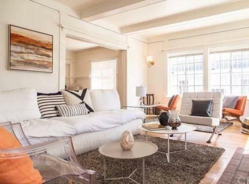 Cheerful Bright 5 Bedroom Home Central La/king Bed