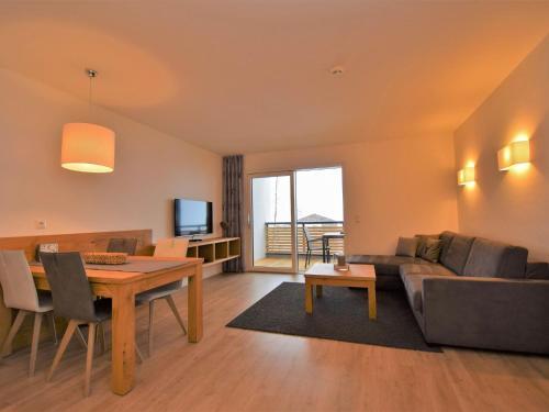 Nice Apartment In Niederau With Garden