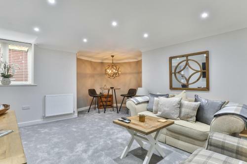Charming & Cosy Apartment Close To Amenities