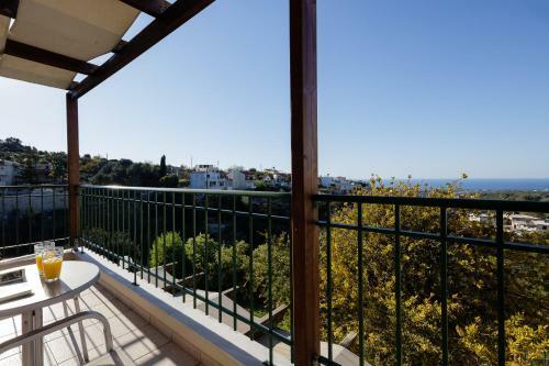 Villa Mahin With Pool And Sea View