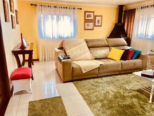 Casa Mobiliada - Gramado Rs - 2 Dormit�rios- Sendo 1 Su�te- Floresta- Wi Fi