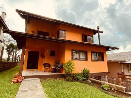 Casa Mobiliada - Gramado Rs - 2 Dormit�rios- Sendo 1 Su�te- Floresta- Wi Fi