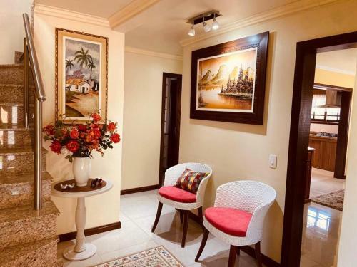 Casa Mobiliada - Gramado Rs - 2 Dormit�rios- Sendo 1 Su�te- Floresta- Wi Fi