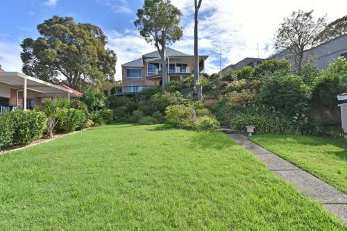 Carey Bay 180 Degree Water Views And Wifi