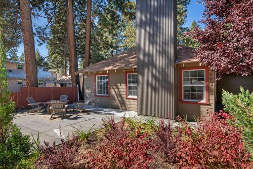 Manzanita Holiday 4