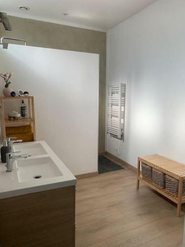 Apartamento Le Loft Horloger Avec Parking Securis�