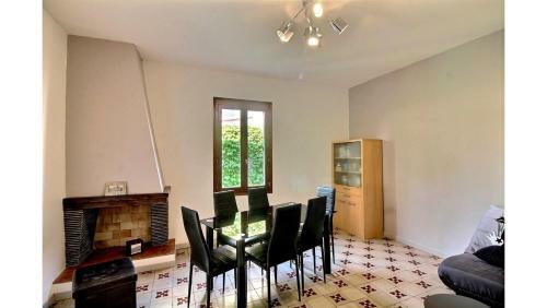 Holiday House For 6 People