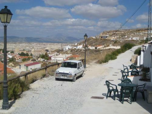 Cuevas El Balc�n De Orce