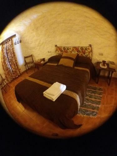 Cuevas El Balc�n De Orce