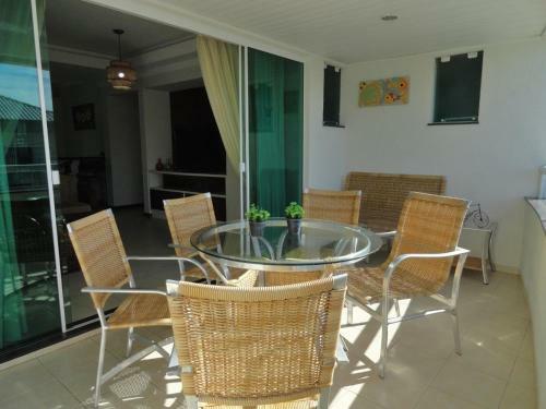 Apartamento Encantador, Com Piscina No Condom�nio