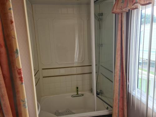 6 Berth On Seaview (topaz)