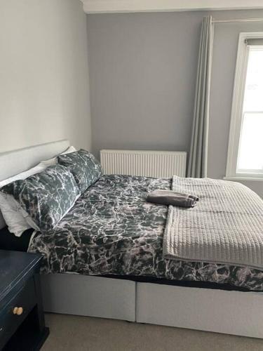 Stylish & Modern 4 Bedroom Sleep 8