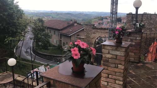 Apartamento I Catari ...nel Cuore Di Monforte D'alba