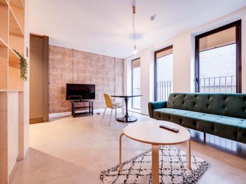 Pass The Keys Modern Studio Apartment Manchester