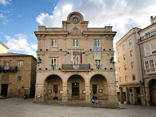 Charming Apartment In Ourense Overlooking The City