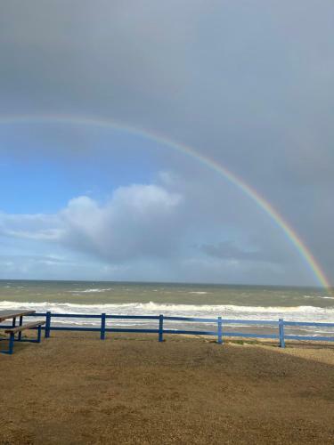 Stunning 8-bed Apartment In Bacton