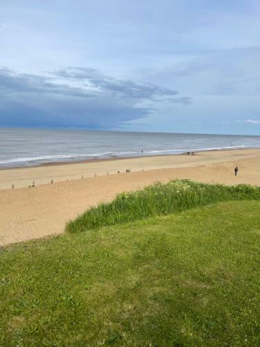 Stunning 8-bed Apartment In Bacton