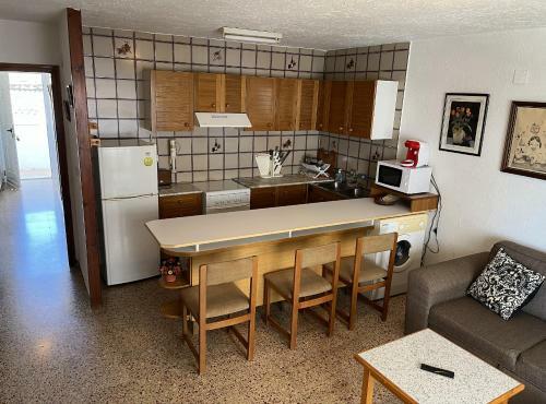 Apartamento En Pe�iscola A 500 Metros de La Playa