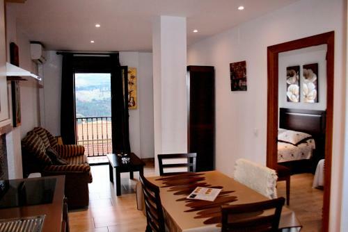 Apartamentos Turisticos Mirayuste