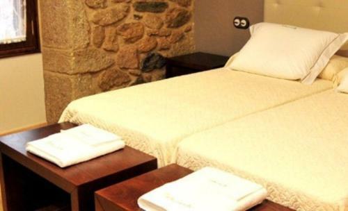 Hostal O Paxareco De Ay
