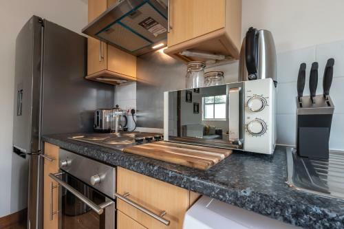 Peridot Corporate Leisure 1 Bedroom Guest Apartment