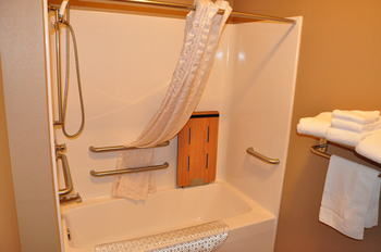 Hotel Boulders Inn & Suites - Denison