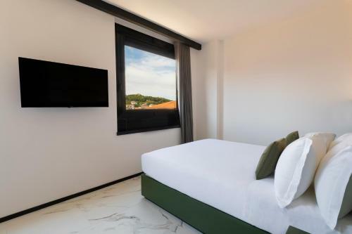 The City Hotel