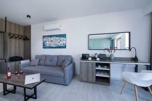 Hotel Xsuites