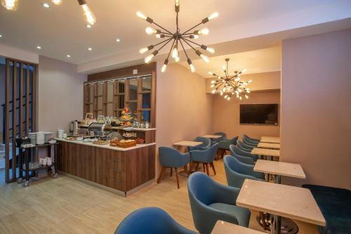 Hotel Twelve By Aycon