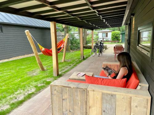 Nieuwe Tiny Lodges En Chalets Op Chaletpark Kempenbos