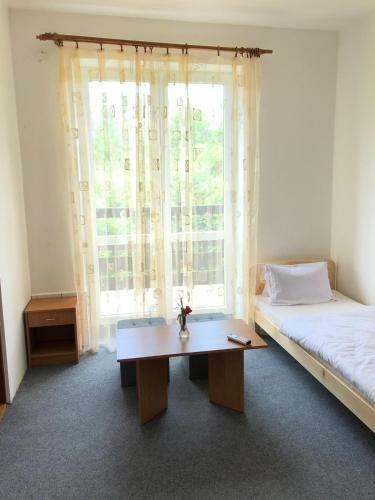 Hostal Pension Lomn�