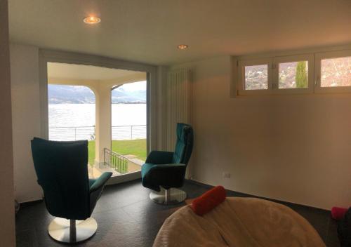 Remarkable 4-bed Villa In Bellano